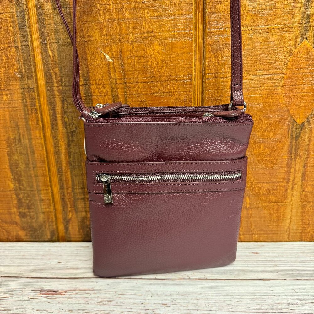 GIANI BERNINI Triple-Zip Pebble Leather Dasher Crossbody